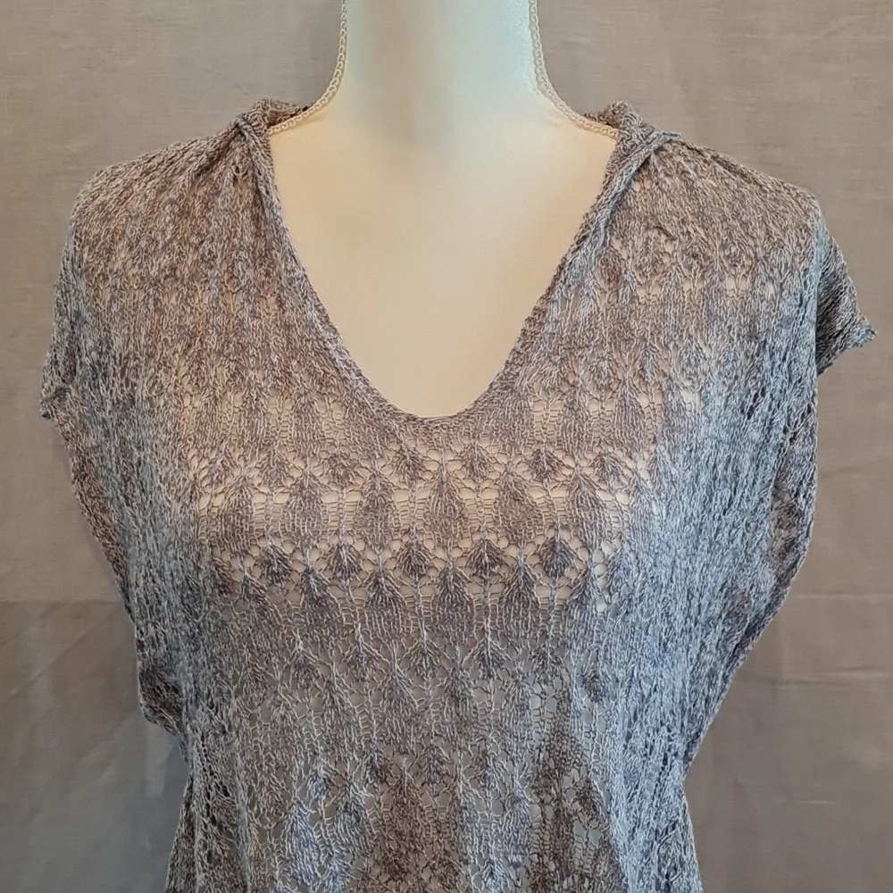 Moth SM womens sweater top gray hooded very lightweight unique - Picture 2 of 7